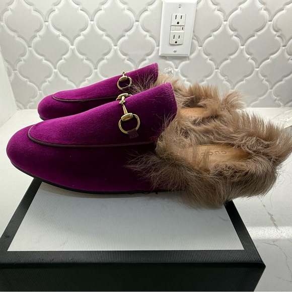 Gucci Velvet Princetown Slippers w. Fur - Picture 3 of 8